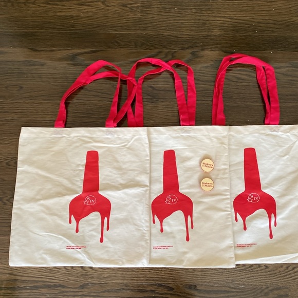 Maker’s Mark Whiskey Tote Bags Lot of 3 and Set of Cell Phone Popsockets - Picture 8 of 11
